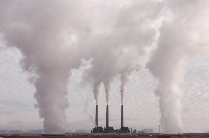 CRISE Fermetures des usines