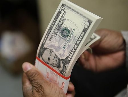 MACRO ECONOMIE dépenses des ménages